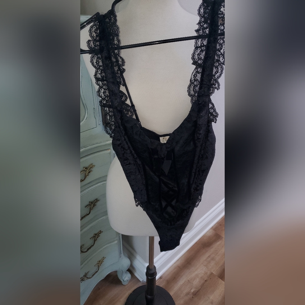 Victoria Secret Small Bodysuit Teddy Thong